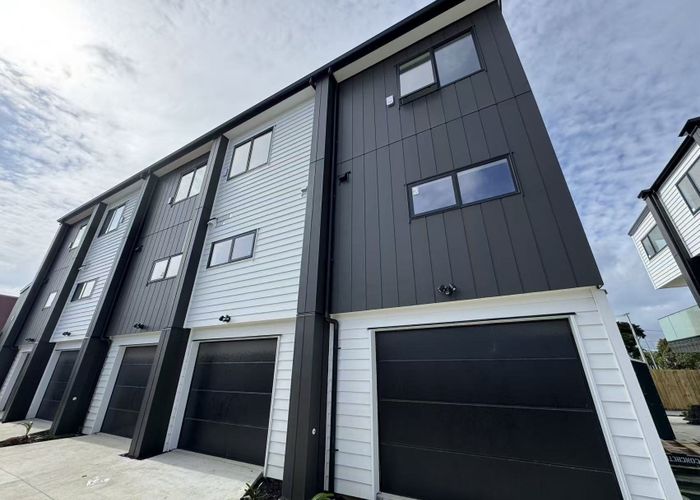  at 1-10/113 Mangere Road, Otahuhu, Auckland City, Auckland