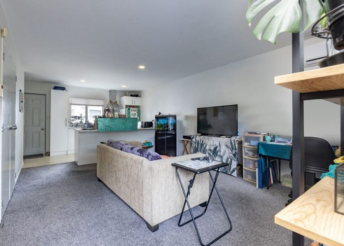  at 37/218 Captain Springs Road, Te Papapa, Auckland