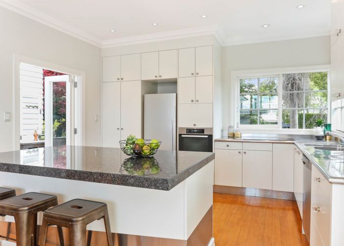  at 8 Waitoa Street, Parnell, Auckland