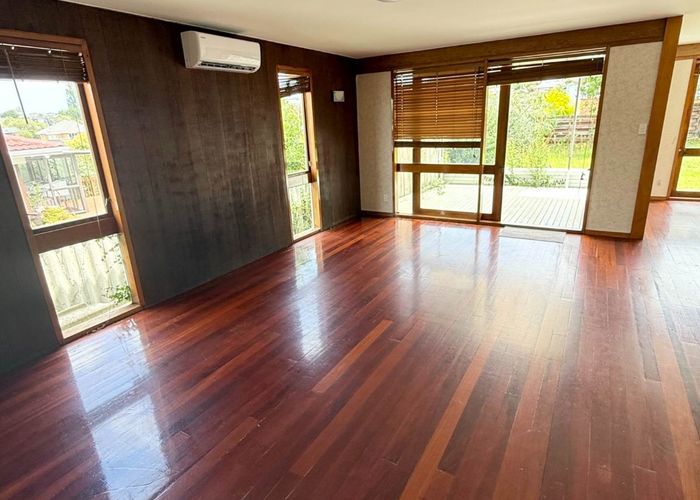  at 15 Pooley Street, Pakuranga Heights, Auckland