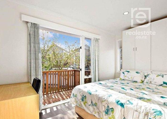  at 36 Freeland Avenue, Mount Roskill, Auckland City, Auckland