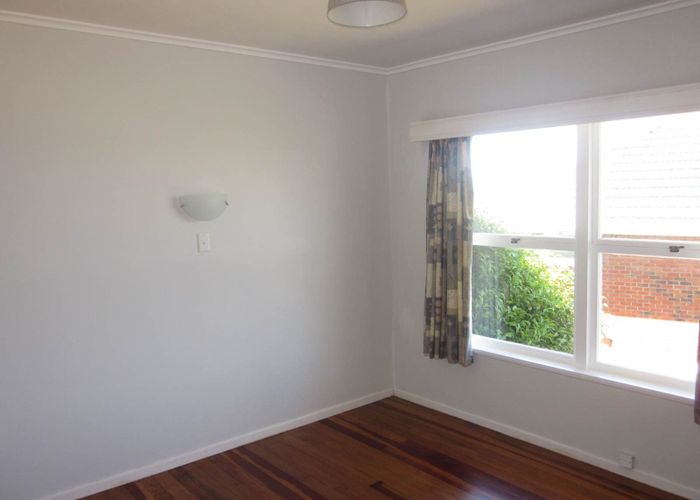  at 27A Montgomery Avenue, Belmont, North Shore City, Auckland