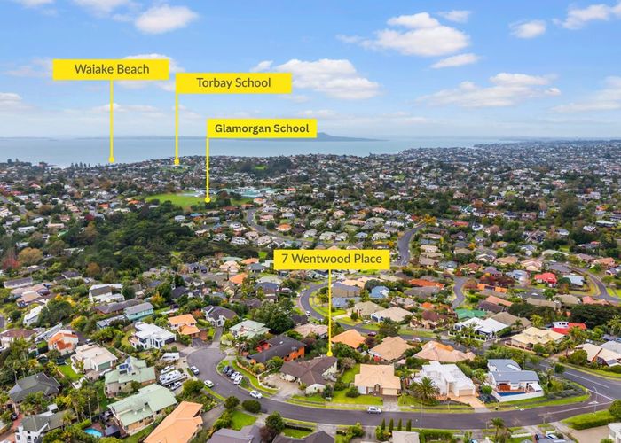  at 7 Wentwood Place, Torbay, North Shore City, Auckland