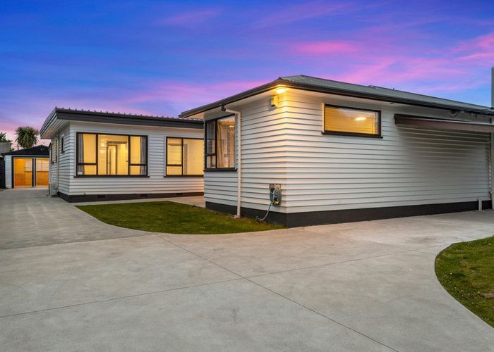  at 69 Coopers Road, Dallington, Christchurch