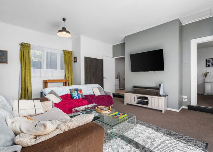  at 16 Ardtrea Lane, Heathcote Valley, Christchurch
