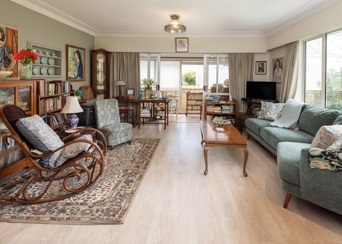  at 1/6 Abercrombie Street, Howick, Auckland