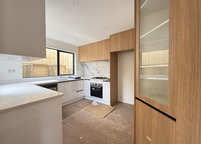  at 40B Normanton St, Glenfield, North Shore City, Auckland