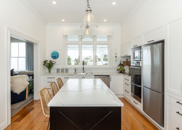  at 5 Lucy Road, Bluff Hill, Napier