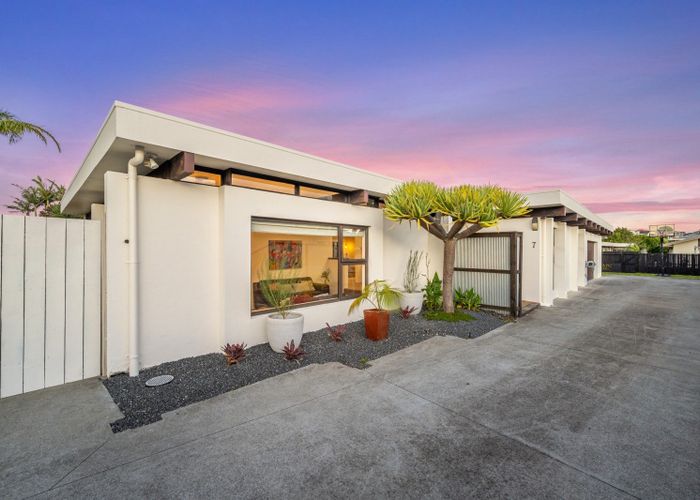  at 7 Tabago Place, Half Moon Bay, Manukau City, Auckland