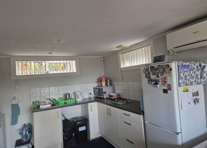  at 16 Mersey Place, New Windsor, Auckland City, Auckland