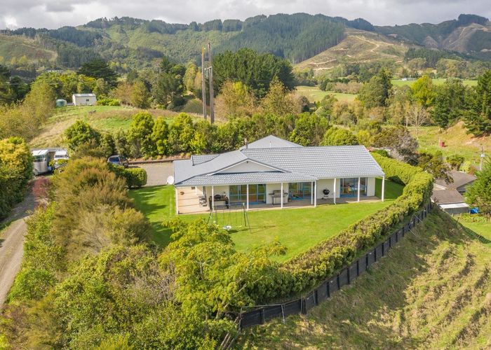  at 2 Wallace Loop Road, Levin, Horowhenua, Manawatu / Whanganui