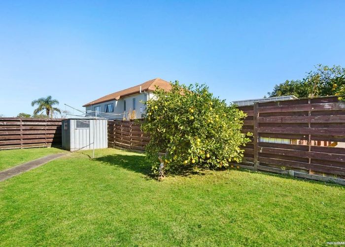  at 22B Vanbrugh Place, Bucklands Beach, Manukau City, Auckland