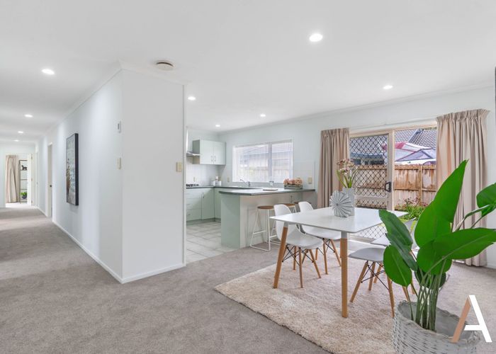  at 24 Cairnsvale Rise, Manurewa, Auckland