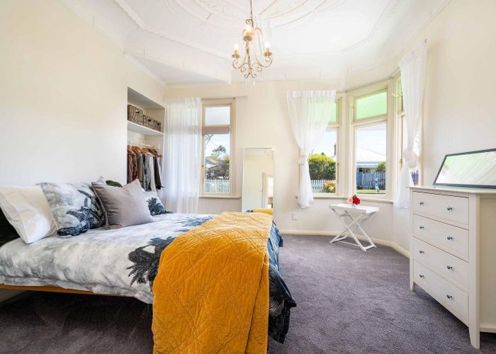  at 20 Auld Street, Saint Kilda, Dunedin