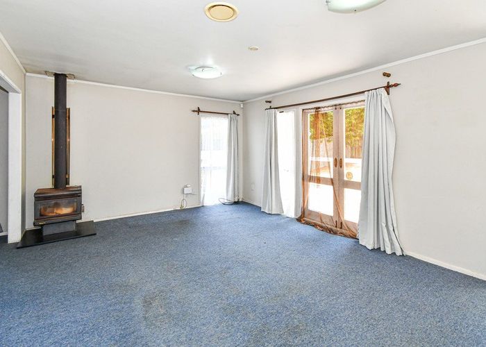  at 38 Walter Strevens Drive, Conifer Grove, Takanini