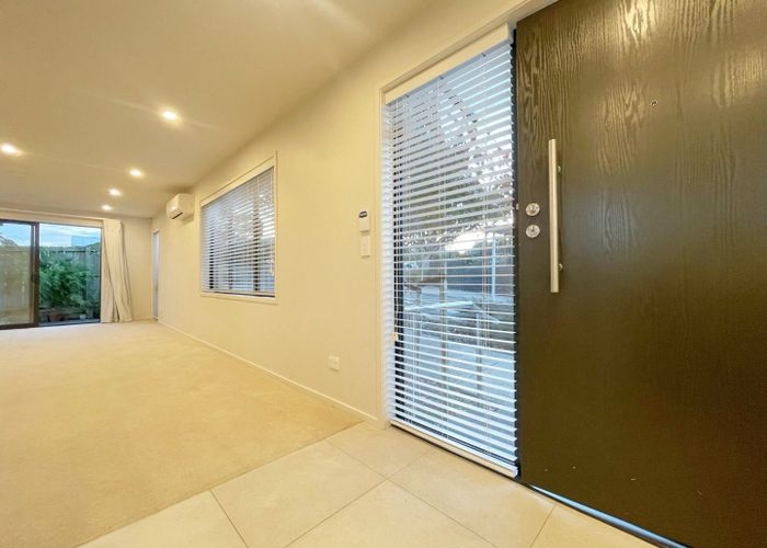  at 1 Reg Pearce Way, Glen Innes, Auckland