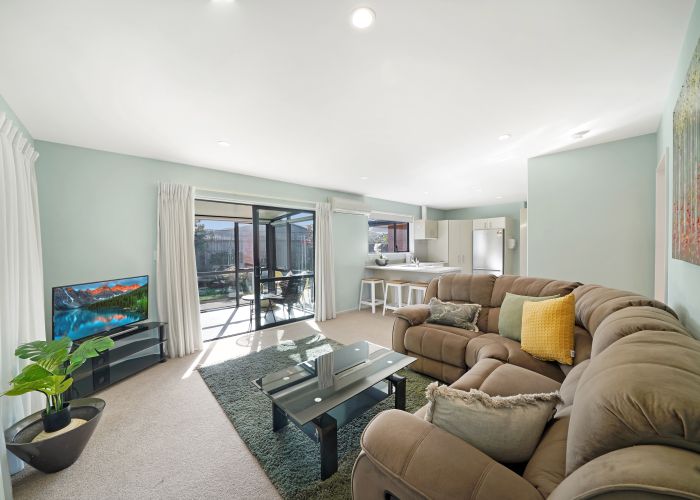  at 11 Clinton Lane, Woolston, Christchurch