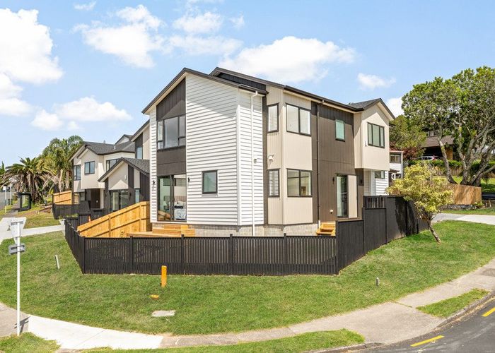  at 2 Lingham Crescent, Torbay, North Shore City, Auckland