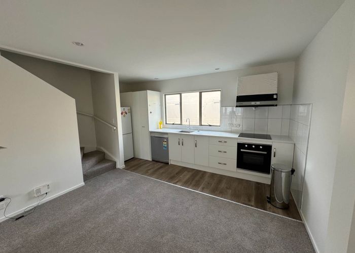  at 6/14 Ambrico Place, New Lynn, Waitakere City, Auckland