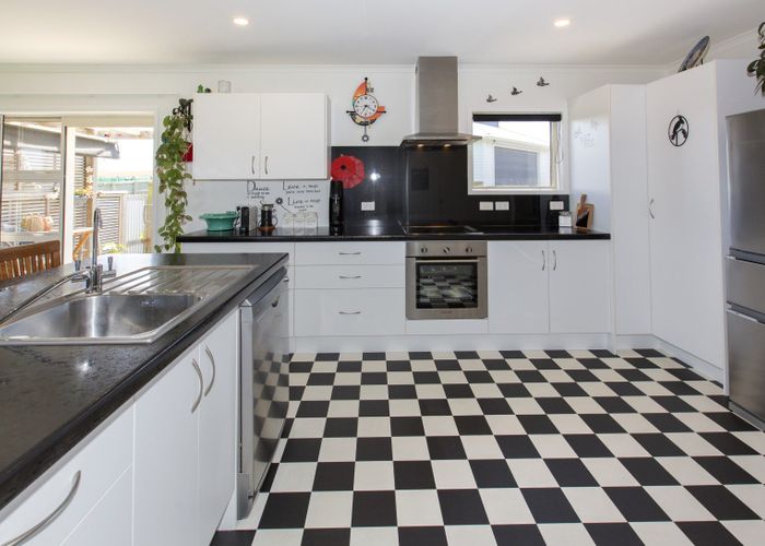  at 3 Tua Tua Place, Baylys Beach, Kaipara, Northland