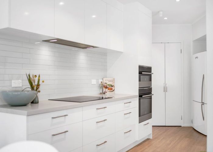  at 363 Westcoast road, Glen Eden, Waitakere City, Auckland