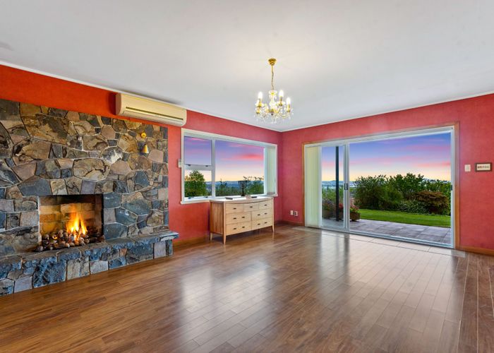  at 190 Redoubt Road, Flat Bush, Auckland