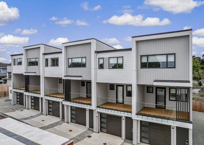  at Pakuranga Heights, Manukau City, Auckland