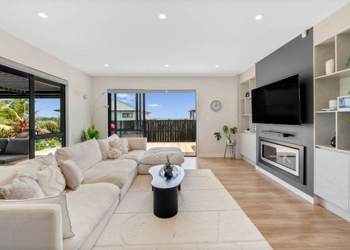  at 55 Eighth View Avenue, Beachlands, Manukau City, Auckland