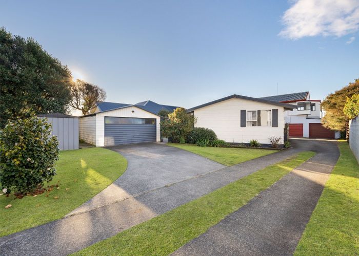  at 195 Dickson Road, Papamoa, Tauranga, Bay Of Plenty