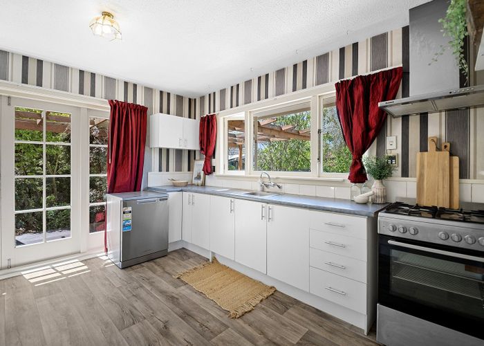  at 8 Merton Place, Bryndwr, Christchurch City, Canterbury