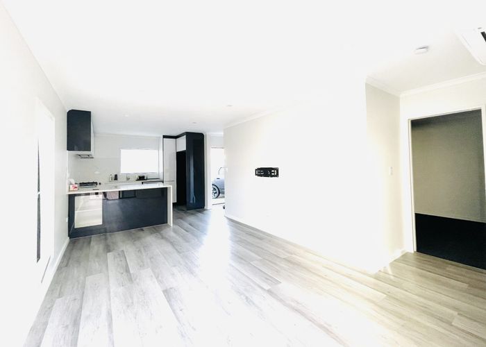  at 10B George Street, Mangere East, Auckland