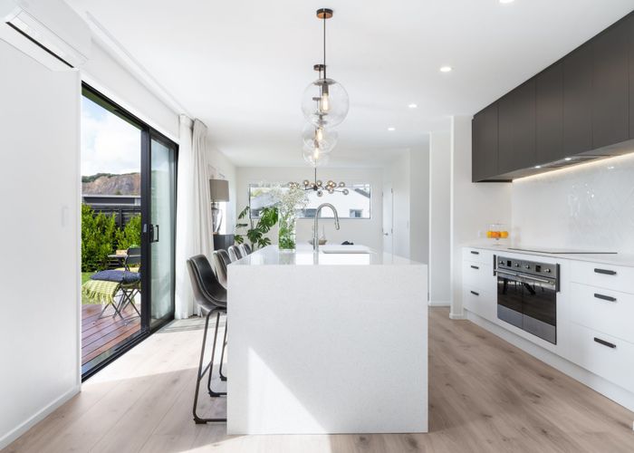  at 910 Cashmere Road, Halswell, Christchurch