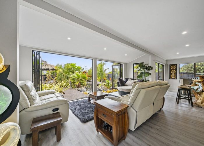  at 27 Chums Road, Paraparaumu Beach, Kapiti Coast, Wellington