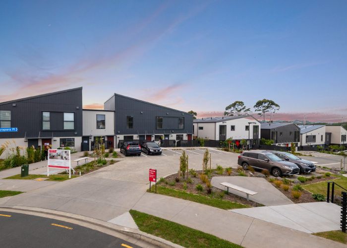  at 5/1 Parapara Place, Albany, North Shore City, Auckland
