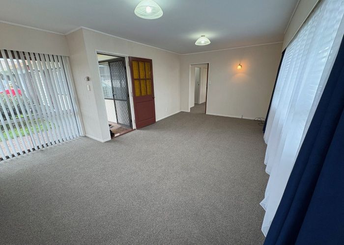  at 1/16 Regent Street, Papatoetoe, Manukau City, Auckland