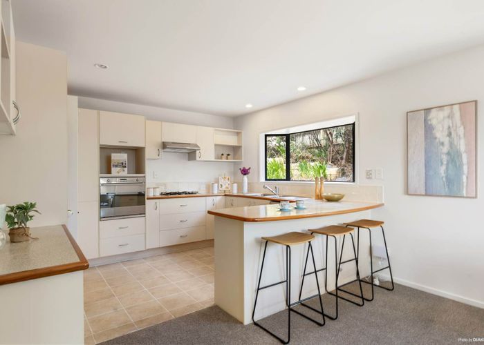  at 6 Goldfinch Rise, Unsworth Heights, Auckland