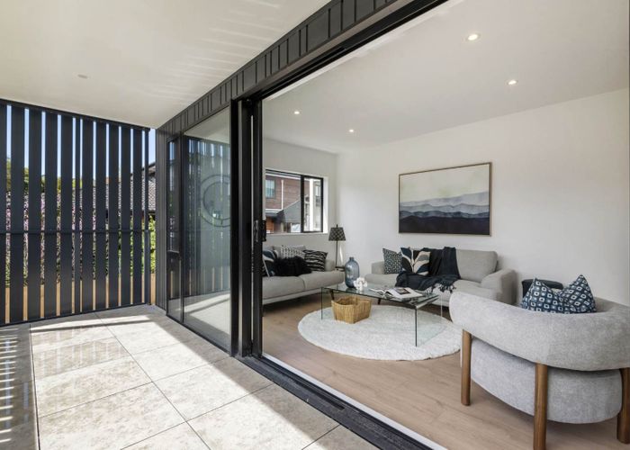  at 8/52B Rosedale Road, Rosedale, Auckland