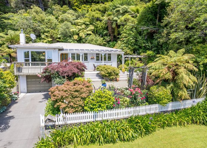  at 58 Jocelyn Crescent, Pinehaven, Upper Hutt