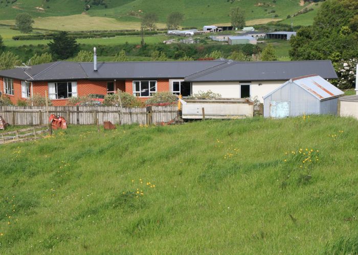  at 693 Bird Road, Pukengahu
