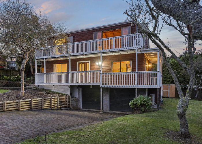  at 6 Corokia Place, Totara Heights, Auckland