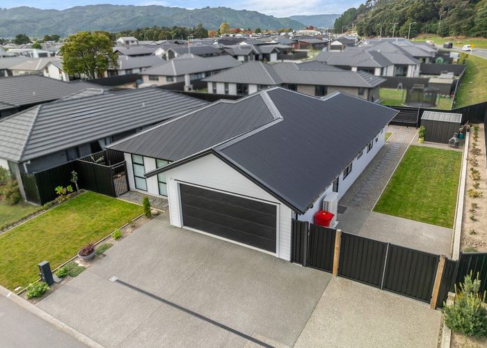  at 117 Mawai Hakona Drive, Wallaceville, Upper Hutt