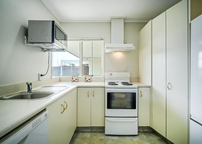  at 2/612 Queen Street West, Saint Leonards, Hastings, Hawke's Bay