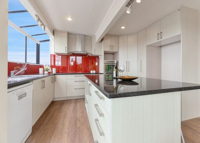 at 3/8 City View Terrace, Birkenhead, North Shore City, Auckland
