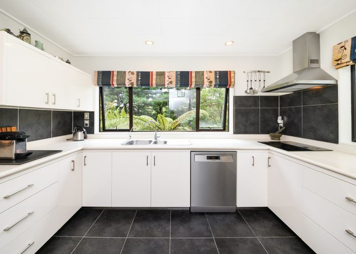  at 43 Springdale Grove, Fitzherbert, Palmerston North