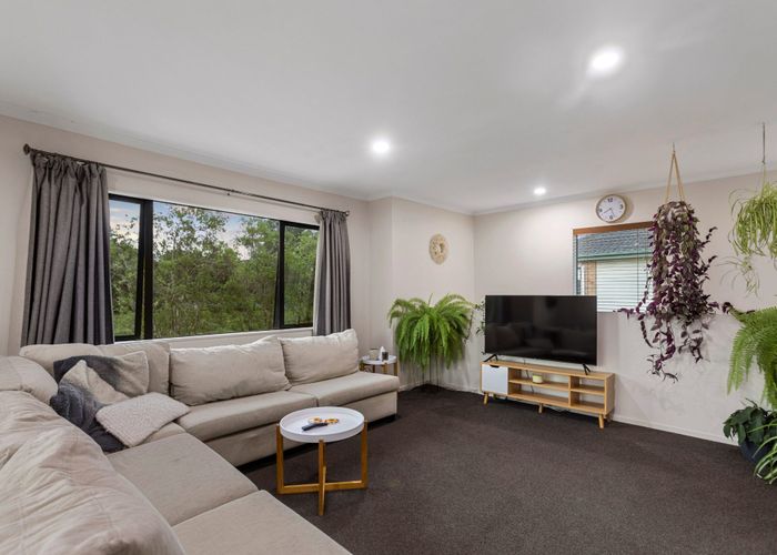  at 70 Garelja Road, Henderson, Auckland