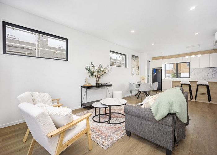  at Unit 1/5 Wastney Road, Alfriston, Manukau City, Auckland