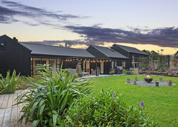  at 551 Krippner Road, Silverdale