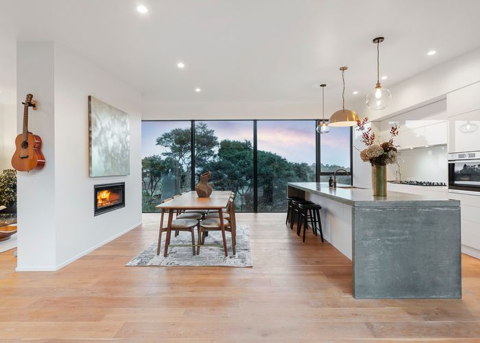  at 32 Range Road, Swanson, Auckland
