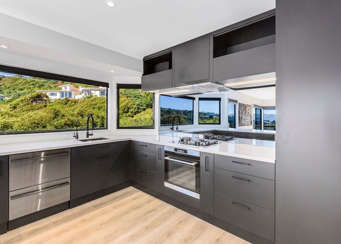  at 8 Glengavel Grove, Papakowhai, Porirua, Wellington