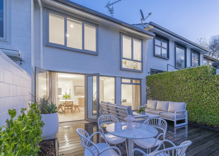  at 147 Wellington Street, Freemans Bay, Auckland